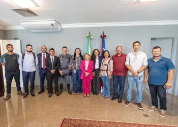 Iracema Vale discute investimentos para o turismo nos Lençóis Maranhenses com Socorro Araújo e representantes do setor
