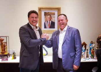 Brandão viaja para China na comitiva de Lula e Felipe Camarão assume interinamente Governo do Maranhão