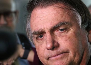 Inelegível – Maioria do TSE condena Bolsonaro por oito anos