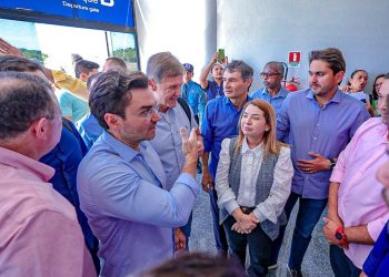 Iracema Vale destaca potencial turístico de Barreirinhas em visita à região com ministro do Turismo
