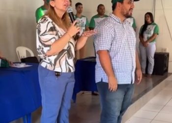 Iracema e Vinícius Vale prestigiam aula inaugural do projeto Vale Aprovar em Barreirinhas 