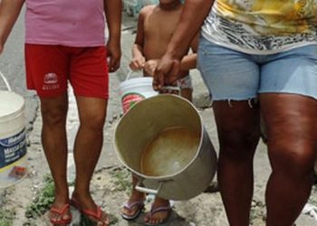 Cedral – Calor extremo e falta de água nas torneiras é a realidade de moradores em parte da cidade