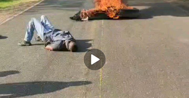 VÍDEO: Policial é esfaqueado e amarrado e esposto no asfalto quente por manifestantes em Junco do Maranhão