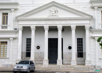 Paço do Lumiar -Justiça fixa multa diária de 100 mil reais e determina que empresa Titara retome, imediatamente, coleta de resíduos sólidos no município