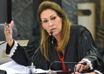 CNJ afasta Nelma Sarney do cargo no TJMA por dois anos