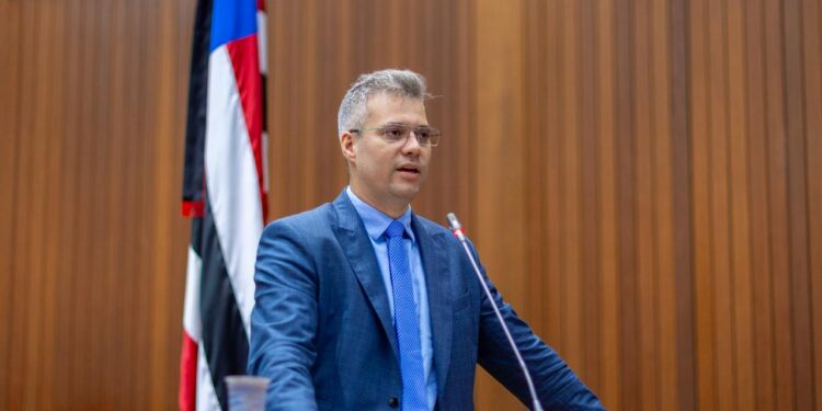 Neto Evangelista destaca coerência do governador e defende unidade da base de apoio ao governo na Assembleia