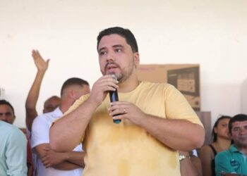 ELEIÇÕES – Vinícius Vale lidera pesquisas em Barreirinhas e caminha em vantagem rumo ao pleito