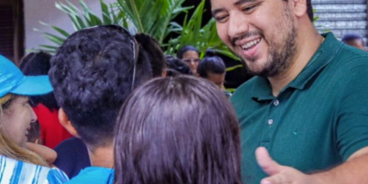 ELEIÇÕES: Pesquisa Data M aponta liderança de Vinicius Vale em Barreirinhas