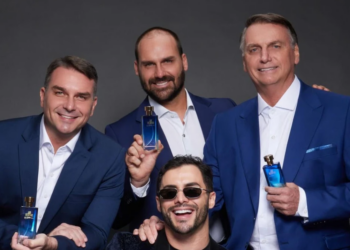“Mito” ao lado dos filhos Bolsonaro lança novo perfume