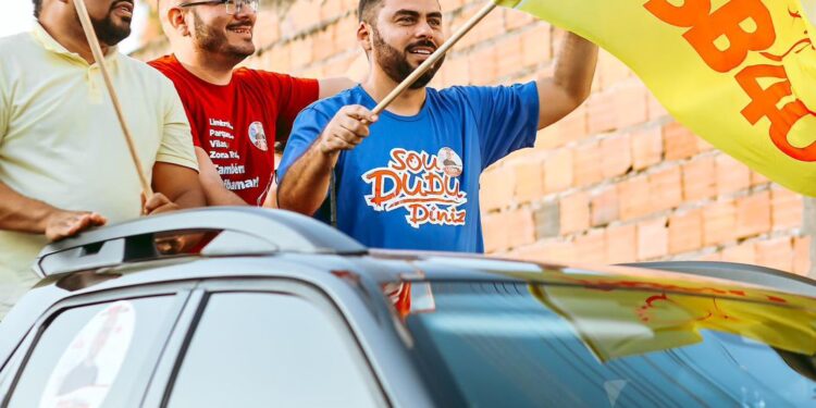 Vídeo: Dudu Diniz agita São José de Ribamar em grande Carreata