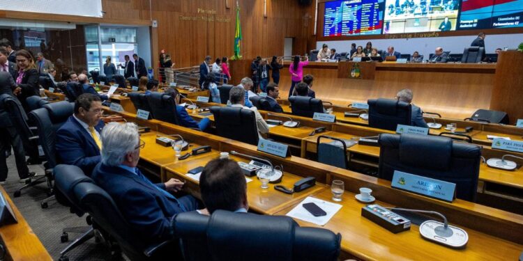 Assembleia Legislativa aprova MP que reinstitui o programa ‘Maranhão Juros Zero’
