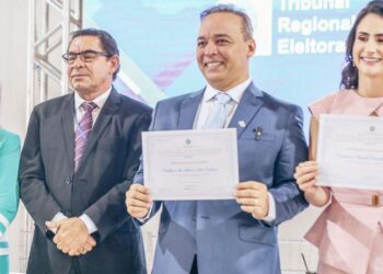 Presidente da ALEMA prestigia diplomação dos eleitos em Paço do Lumiar e destaca confiança na nova gestão