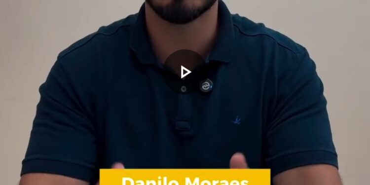 Prefeito Danilo Moraes faz pronunciamento informando cancelamento do carnaval 2025 no município