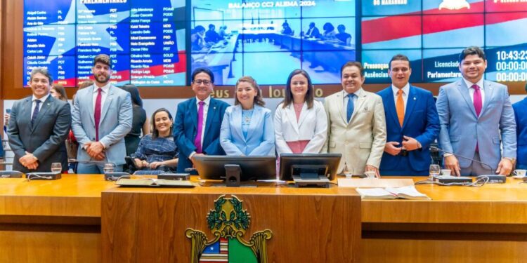 Assembleia Legislativa empossa nova Mesa Diretora para o biênio 2025/2027