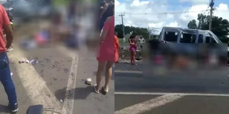 ACIDENTE: Oito pessoas ficaram gravemente feridas após batida entre caminhonete e Van de passageiros na BR-226