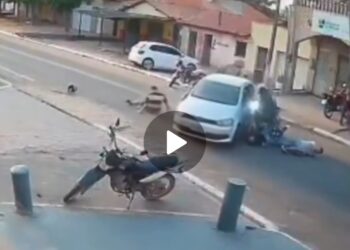 Manobra irregular deixa pelo menos três feridos após colisão com carro em Senador La Rocque 