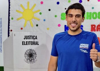 Prefeito de Rosário acumula cargo e eleva remuneração para R$ 14,6 mil